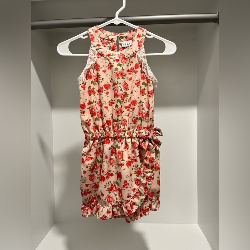 Nicole Miller New York Floral girls romper with Lace Trim size 7/8